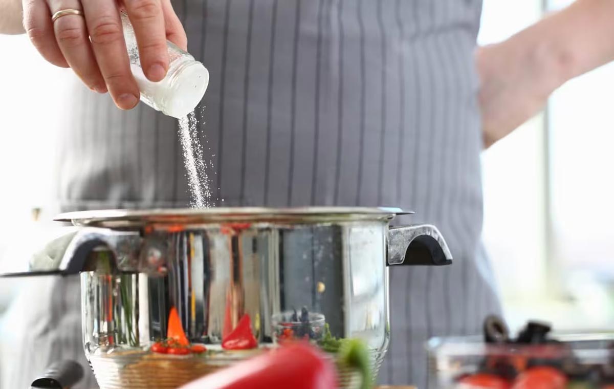 برطرف کردن فوری شوری غذا با چند ترفند طلایی و کاربردی