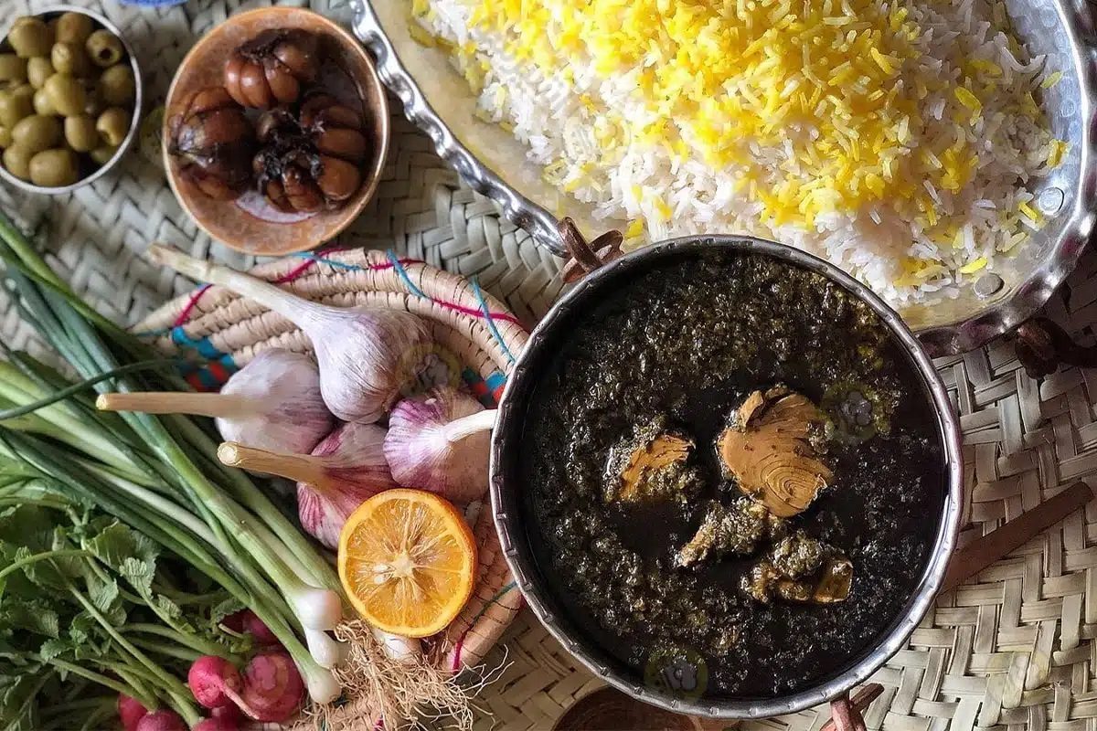 قلیه ماهی جنوبی با یک طرزتهیه خوشمزه و راحت بوشهری