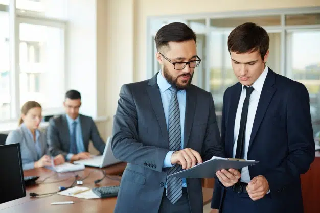 چگونه درمحیط کار انتقاد پذیر باشیم؟