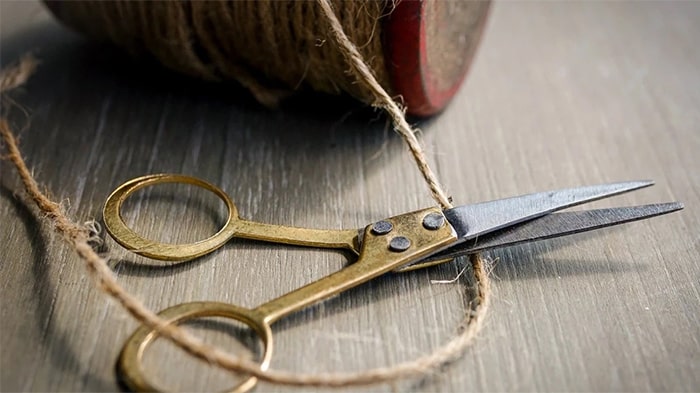 5 روش موثر و مطمئن برای تیز کردن قیچی های خانگی