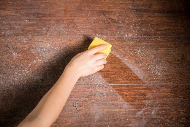 چگونه با گرد و غبار خانه مقابله کنیم؟