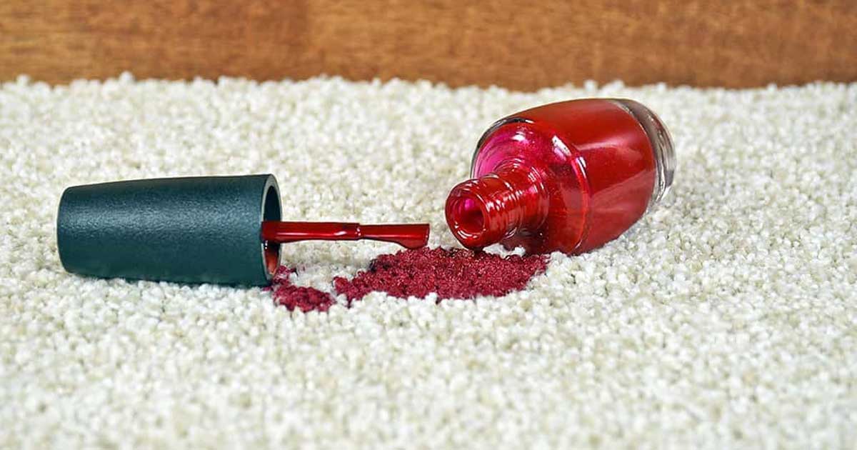6 روش‌ آسان پاک کردن لکه لاک از روی فرش