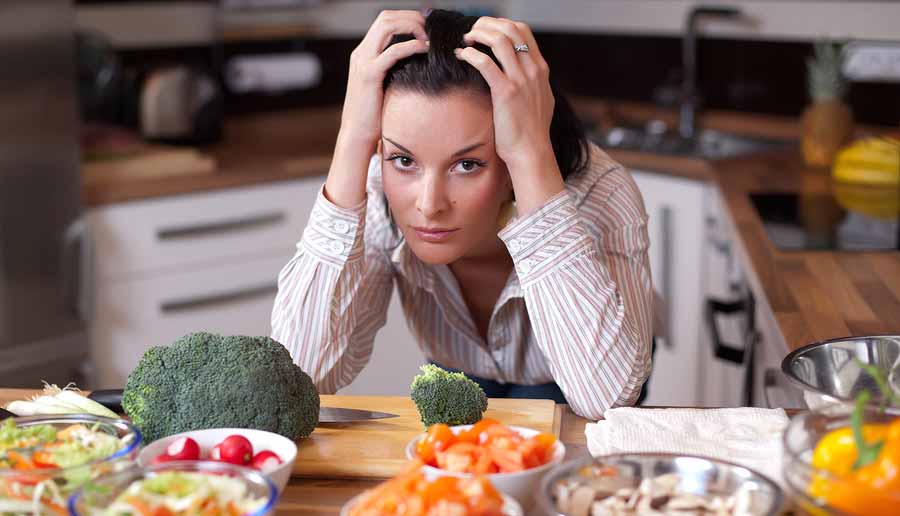 دور کردن استرس با خوردن این مواد غذایی