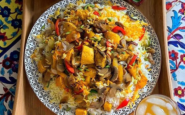طرزتهیه قارچ پلو با مرغ؛ یک غذای خوش طعم متفاوت و مقوی