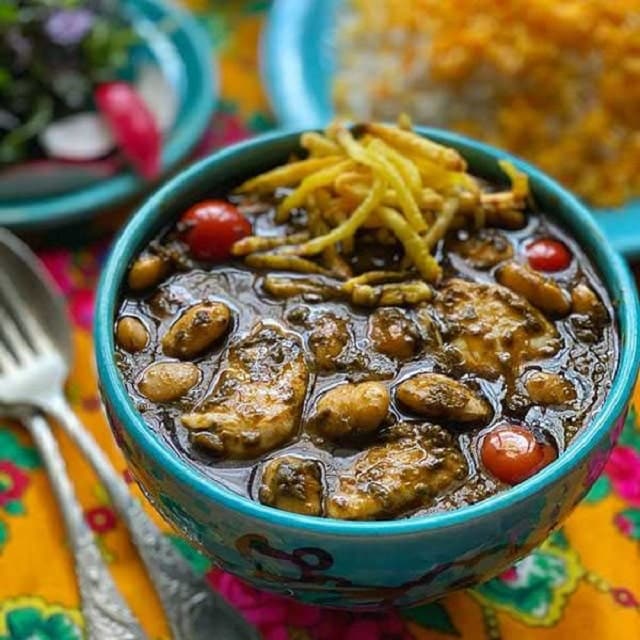 طرز تهیه خورش تره کردی؛ یکی از غذاهای خوشمزه و اصیل ایرانی
