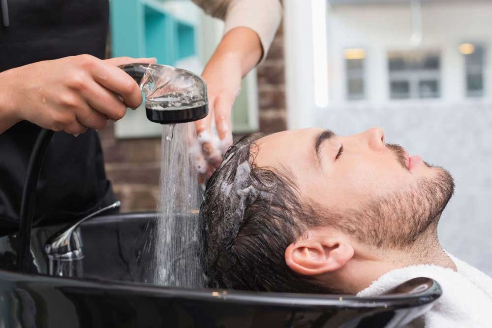 آیا کوتاه کردن موها واقعا در رشد سریع مو تاثیر می گذارد؟