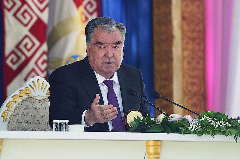 بیوگرافی کامل امامعلی رحمان رئیس‌جمهور تاجیکستان + ازدواج و تعداد فرزندان او