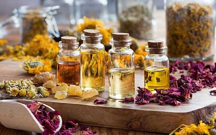 نشانه های فاسد شدن عرقیات گیاهی + راه های جلوگیری