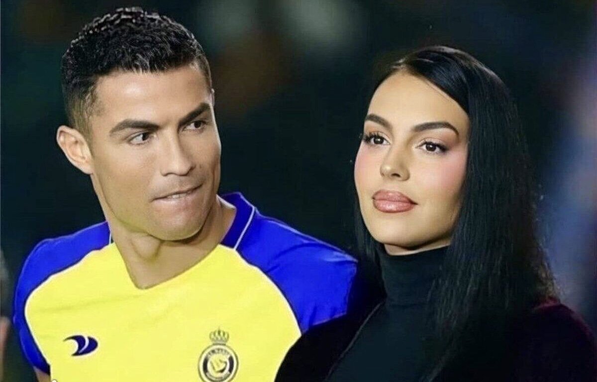 خواستگاری کریستیانو رونالدو از جورجینا بعد از سال‌ها و با حلقه ای خیره کننده!