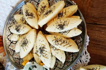 دستورپخت شیرینی پادرزی نوستالژی با بافتی نرم و لطیف