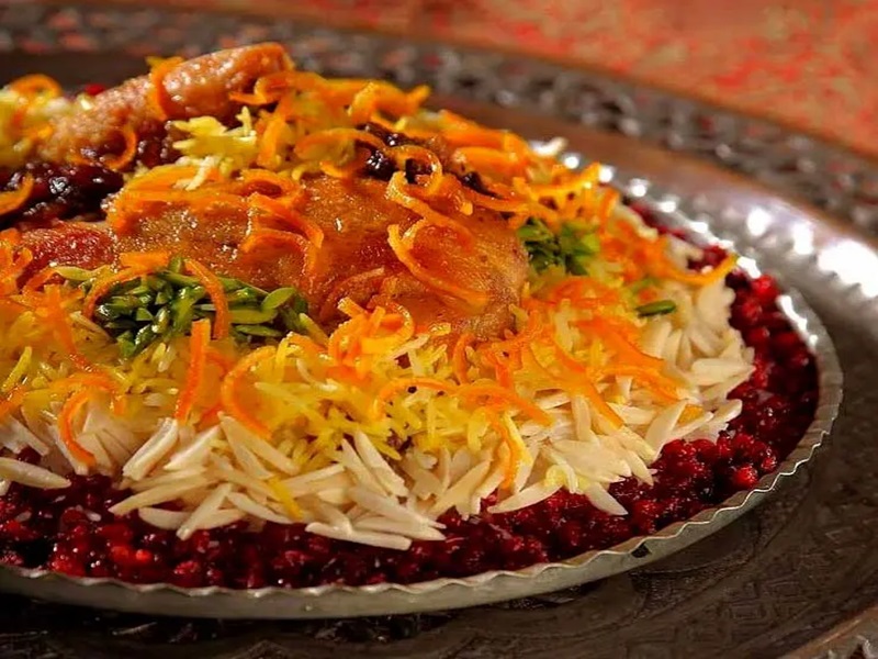 طرزتهیه شیرین پلو با مرغ با عطر و طعمی فوق العاده