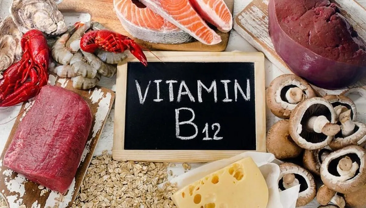 نشانه های کمبود ویتامین B12 در بدن