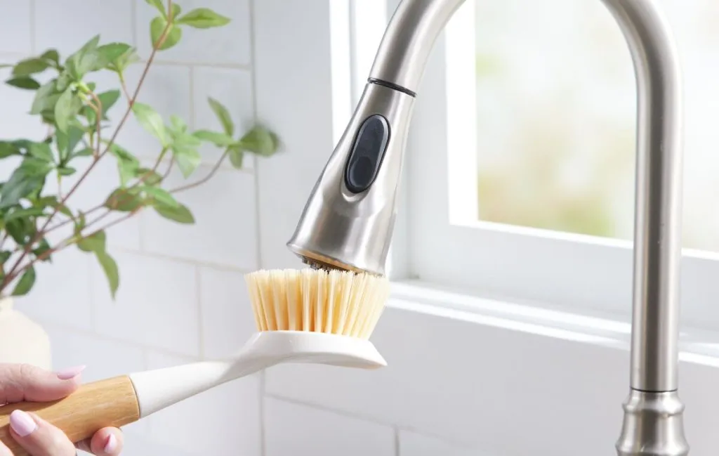جلوگیری از رسوب روی شیرآلات مشکی