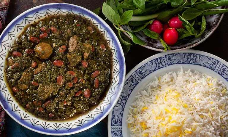 روش بین بردن ترشی خورشت قورمه سبزی به سبک شمالی ها