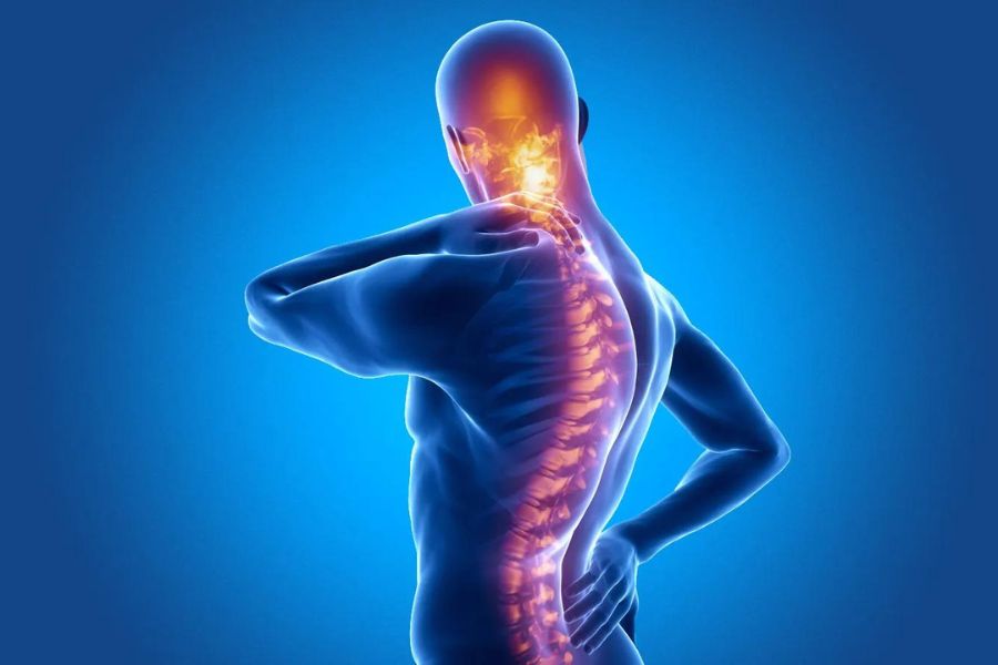 علائم شایع روماتیسم ستون فقرات و نحوه درمان آن