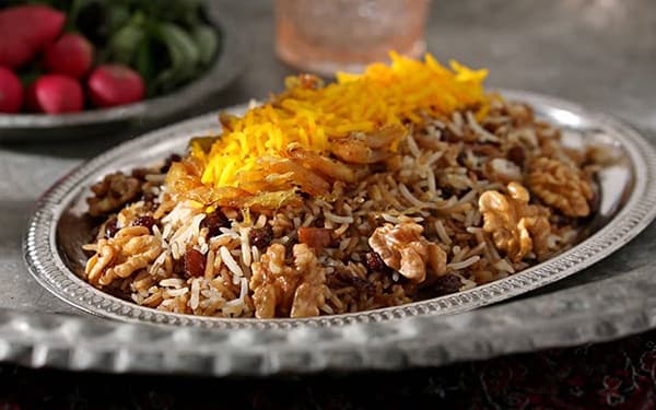 دستور پخت رب پلو شیرازی با مرغ یکی از غذاهای خوشمزه ایرانی