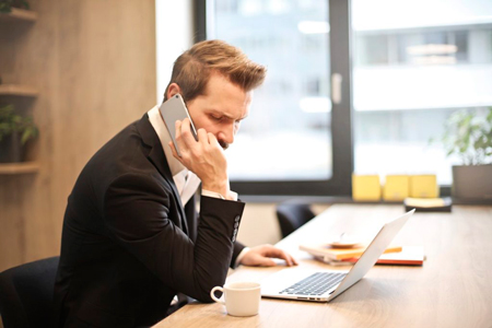 چگونه خجالت تلفنی حرف زدن را برطرف کنیم؟