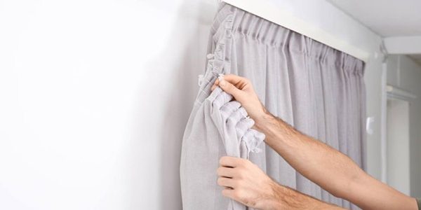 نکات و تکنیک های شستشوی صحیح پرده خانه بدون آسیب به پارچه آن