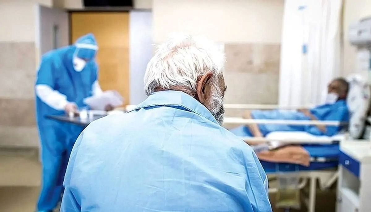 قطع بیمه تکمیلی بازنشستگان| فعلاً به مراکز خصوصی مراجعه نکنید!