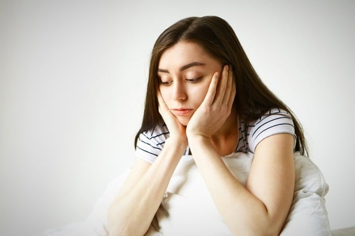 چرا ناگهان آه می کشیم؟ + خواص شگفت‌انگیز آه کشیدن