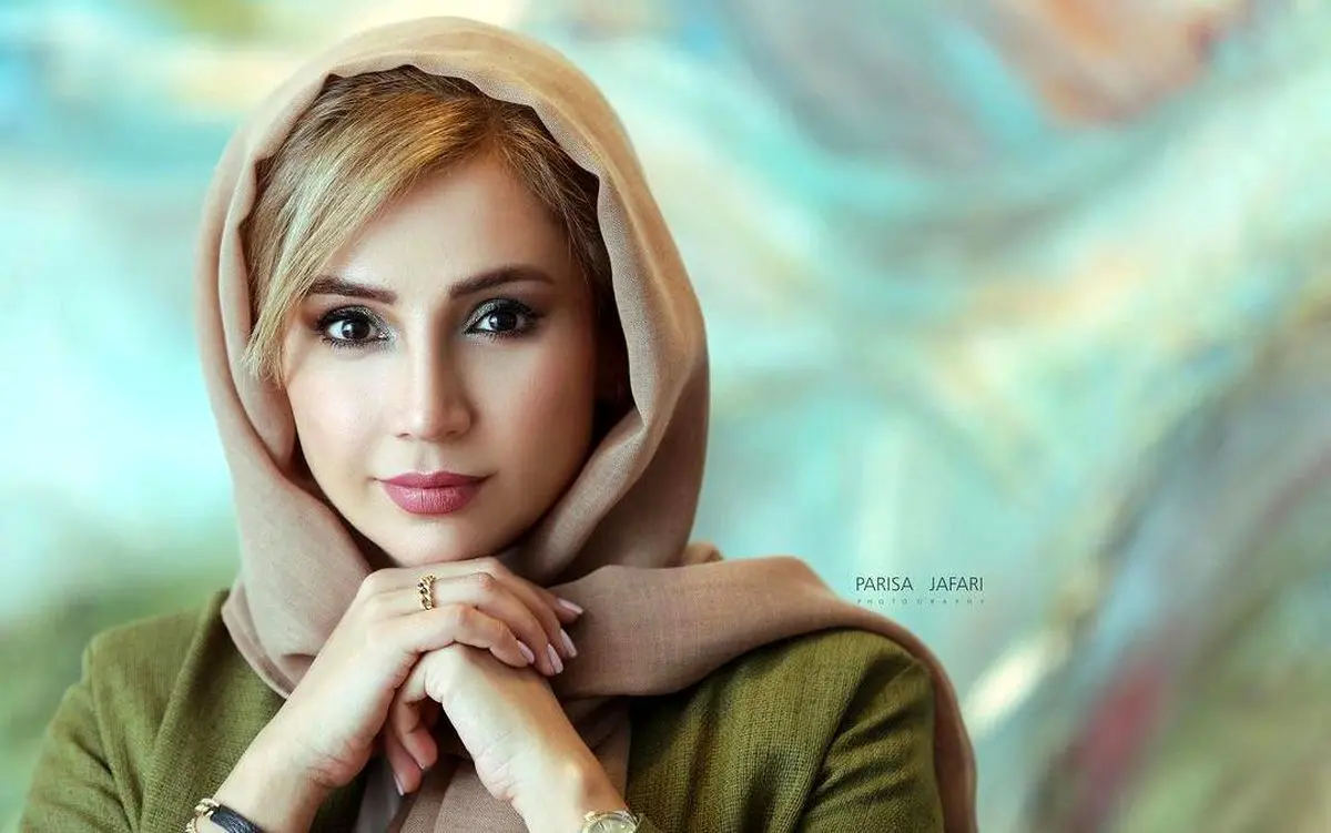 تیپ لاکچری شبنم قلی‌خانی در مسابقات اسب‌سواری دبی