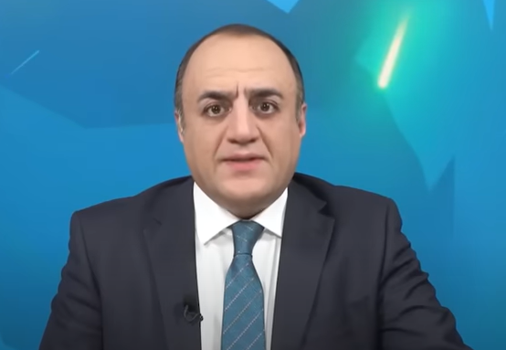 بیوگرافی مهدی مهدوی آزاد مجری ایران اینترنشنال و بی‌بی‌سی فارسی