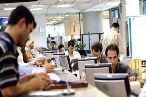 ۹۰۰ هزار نفر از نیروهای شرکتی استخدام می شوند